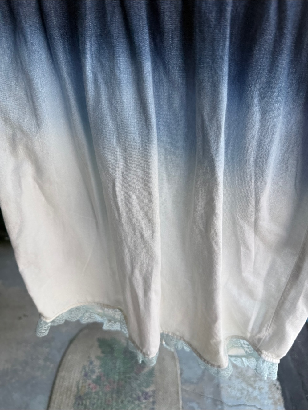 Dress - Picture 4 of 4